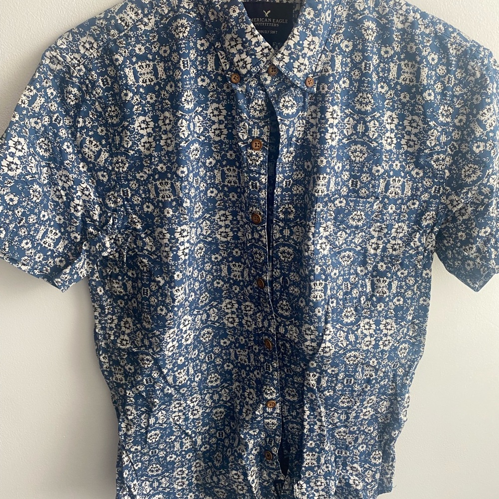 American Eagle Shirt